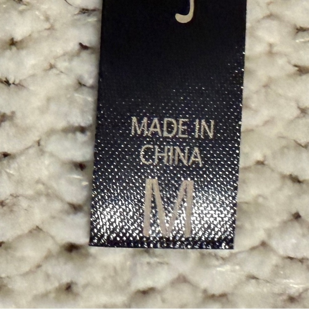 Ladies Size M Striped Cream and Tan‎ Women's Sweater NEW - Picture 13 of 14